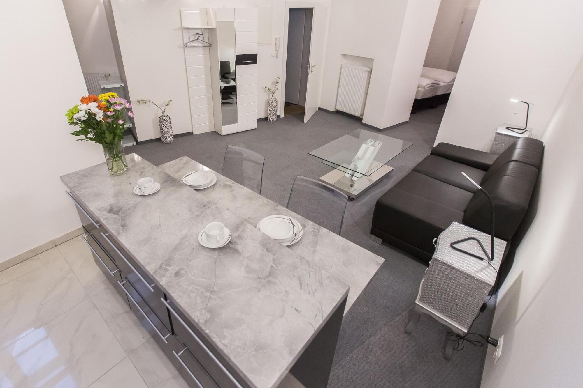 וינה Carlton Suites מראה חיצוני תמונה