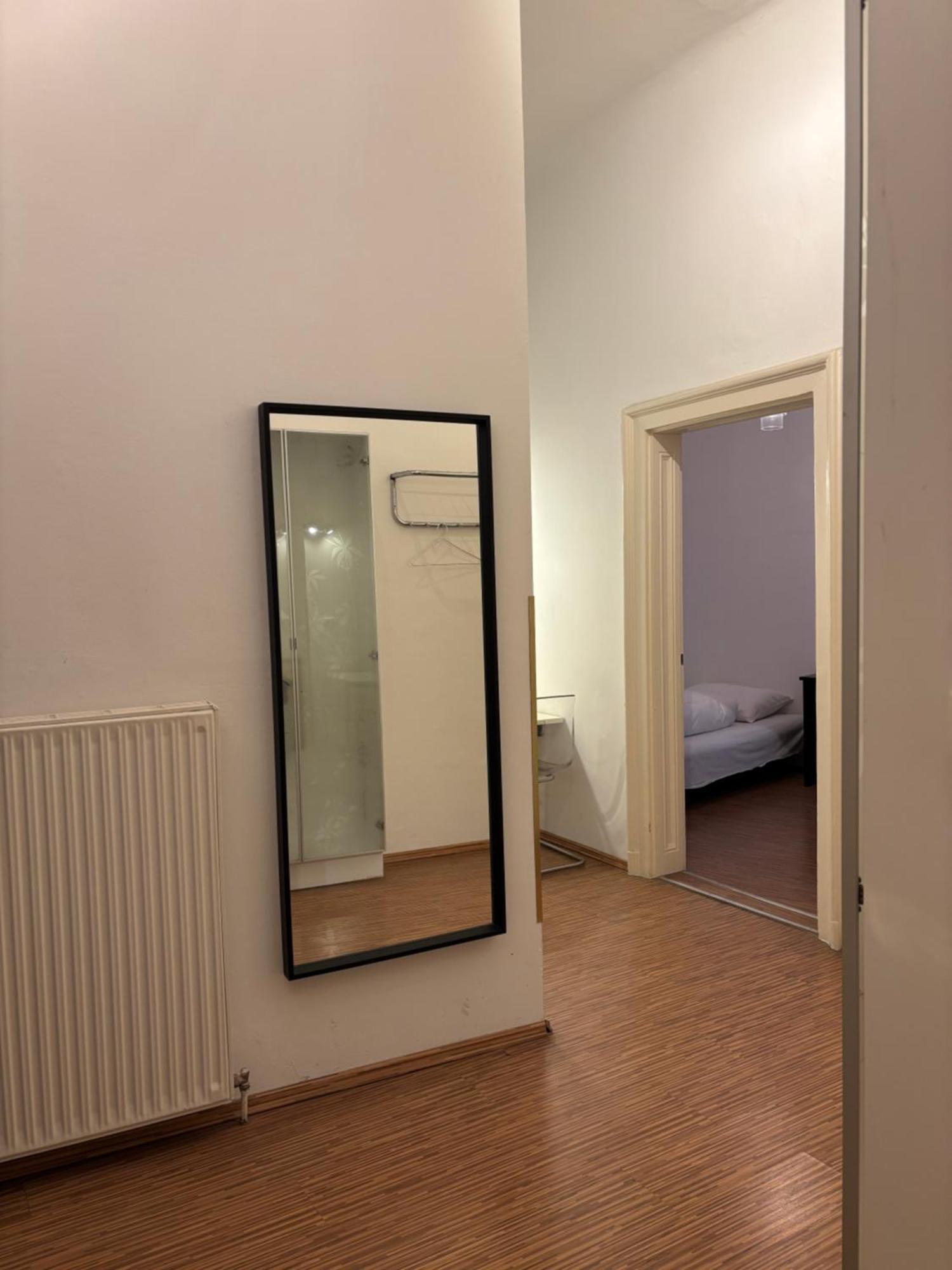 וינה Carlton Suites מראה חיצוני תמונה