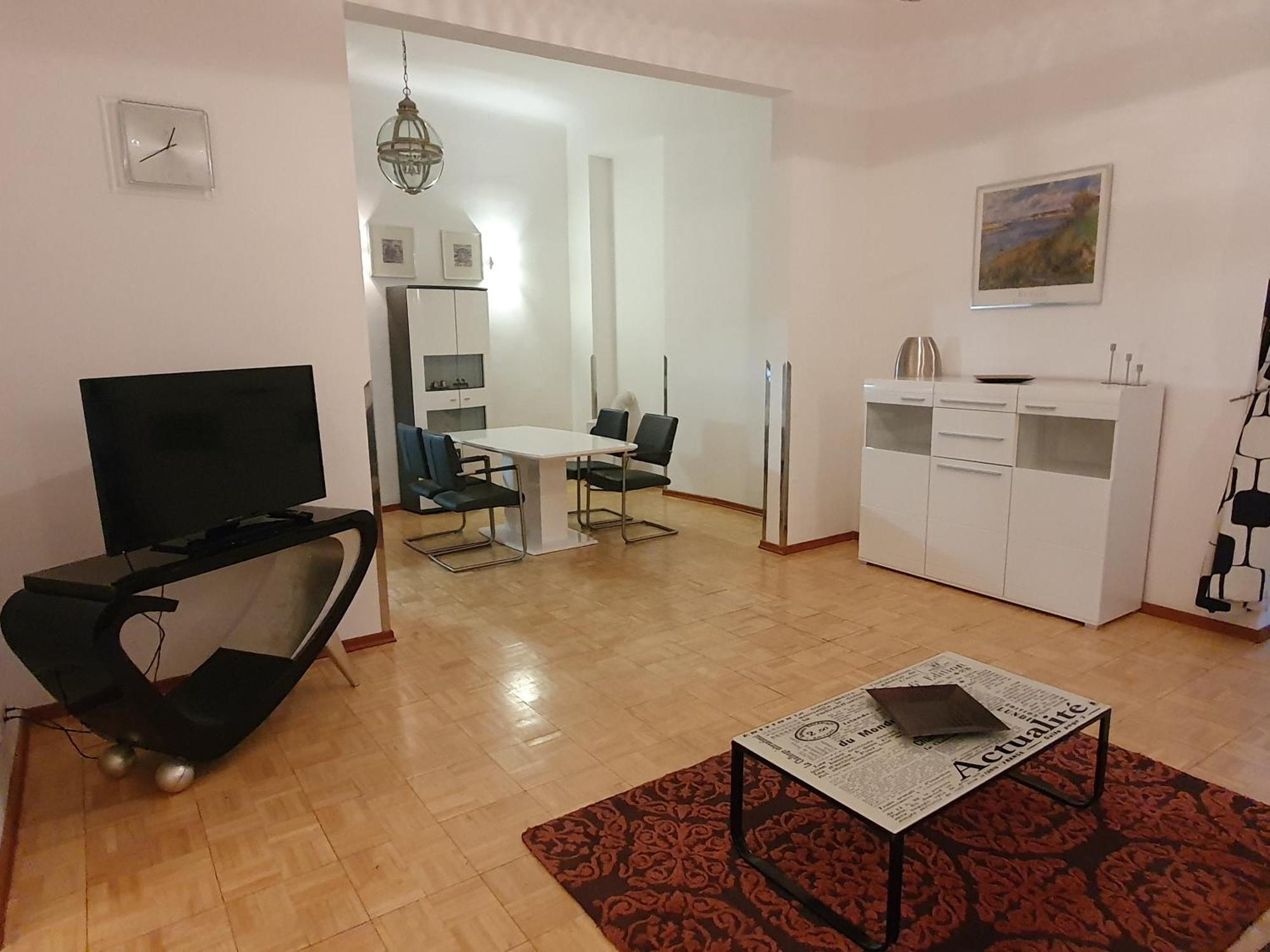 וינה Carlton Suites מראה חיצוני תמונה