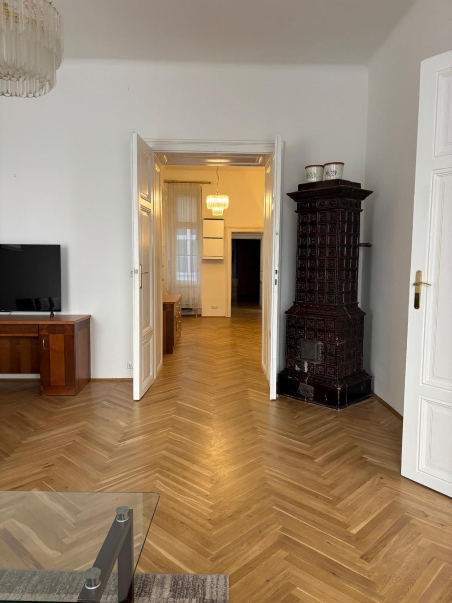 וינה Carlton Suites מראה חיצוני תמונה