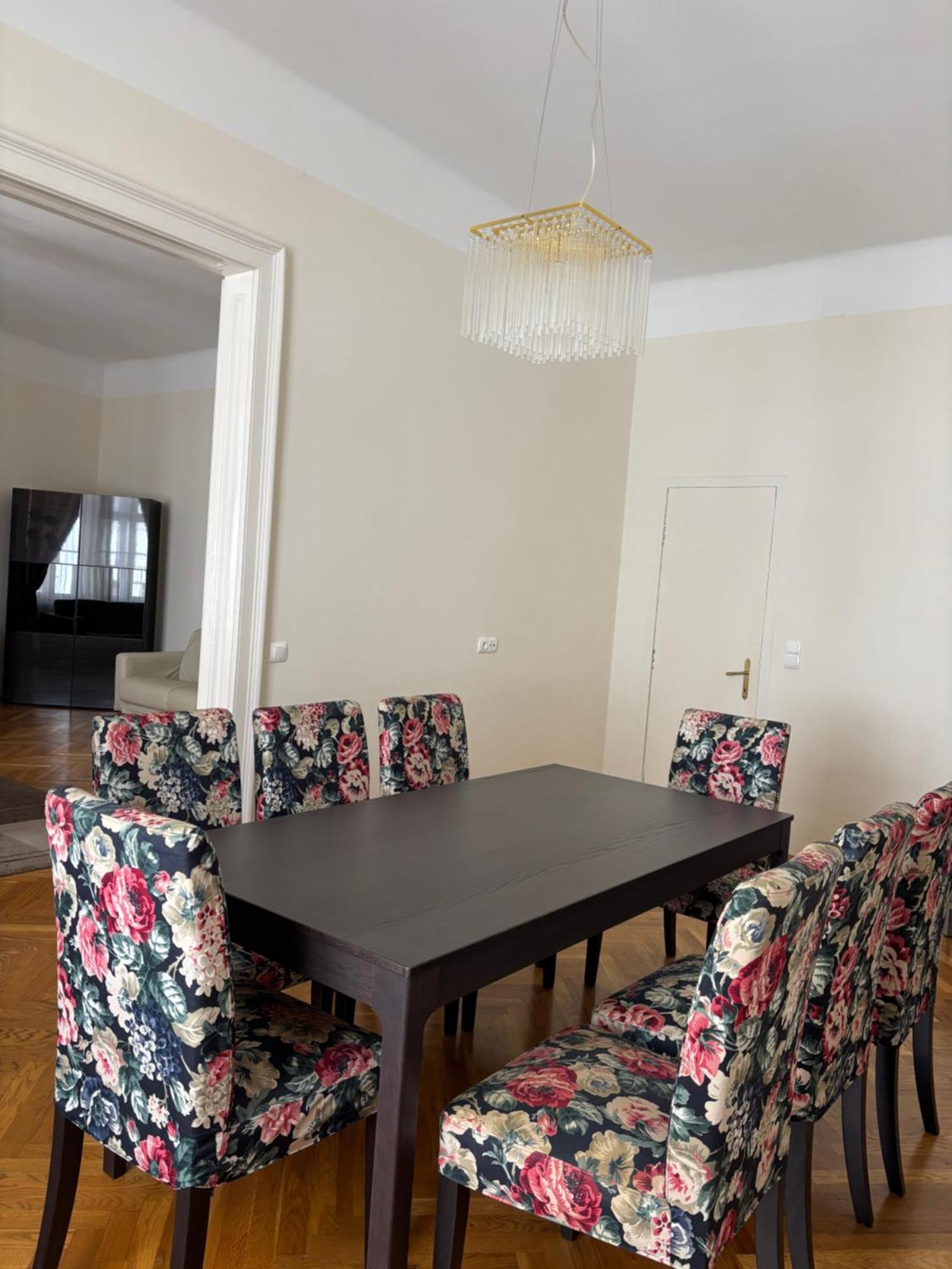 וינה Carlton Suites מראה חיצוני תמונה