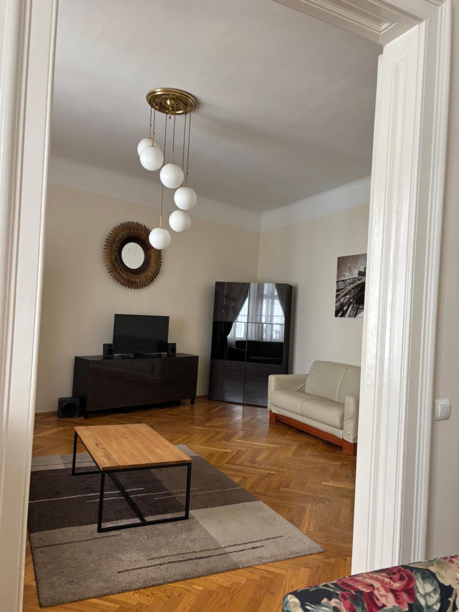 וינה Carlton Suites מראה חיצוני תמונה
